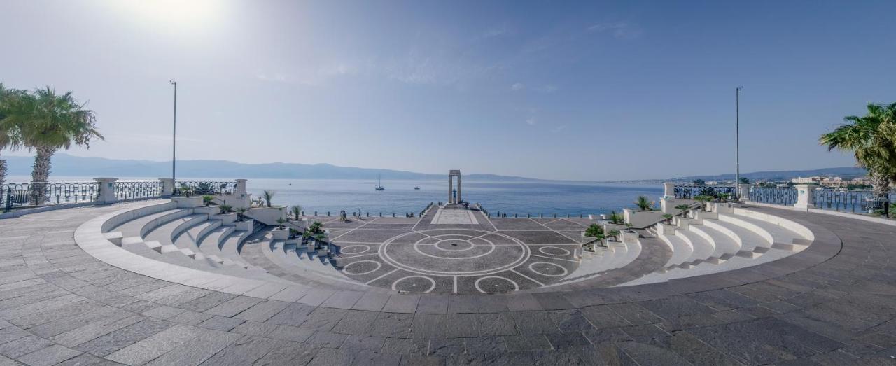 B&Blue Reggio di Calabria Bagian luar foto